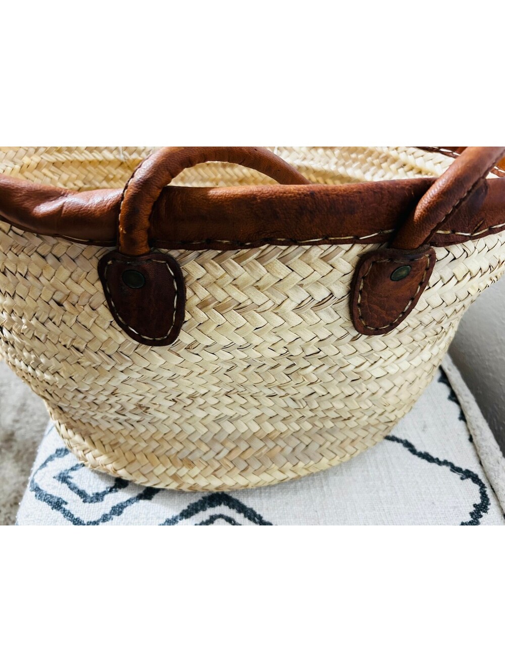 Medina Mercantile Woven Straw French Market Basket Leather Handle Tote AS IS - Picture 4 of 9